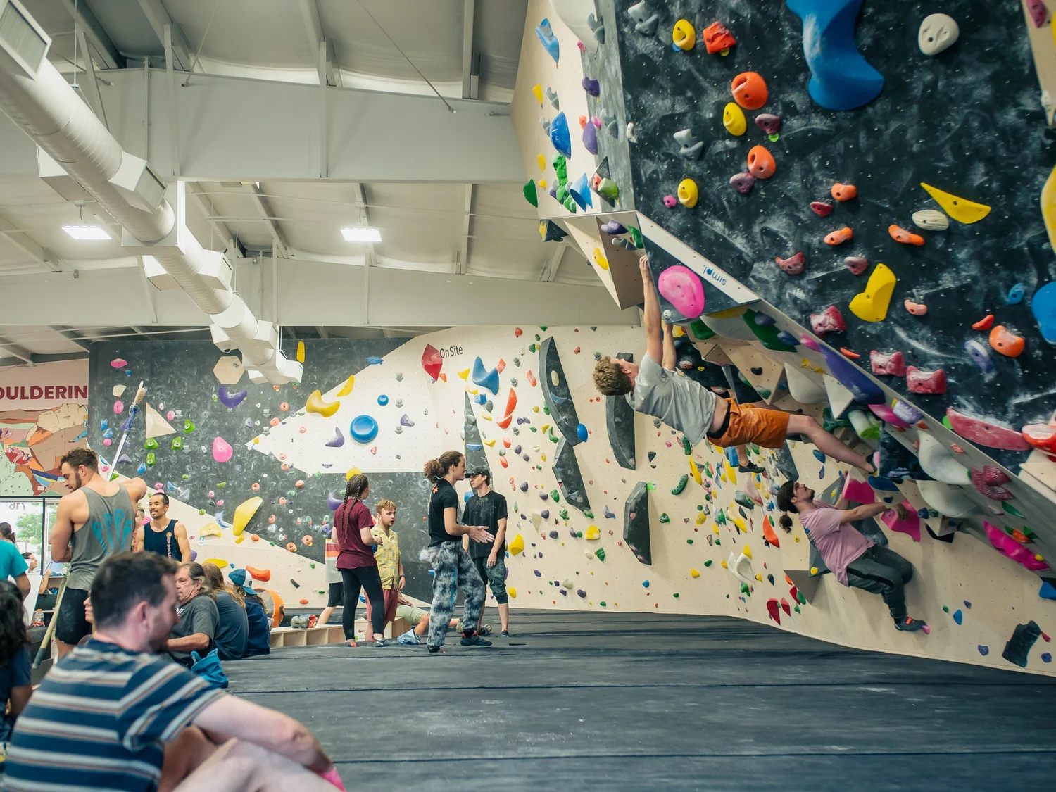 Grip Bouldering logo