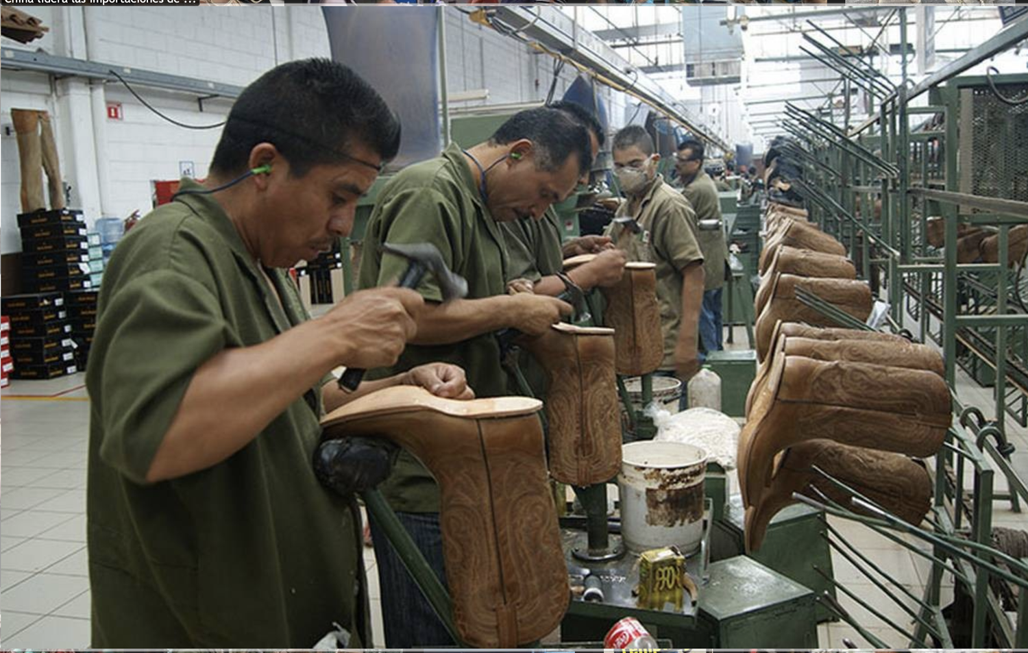 Cowboy boots factory in Mexico, leather footwear production