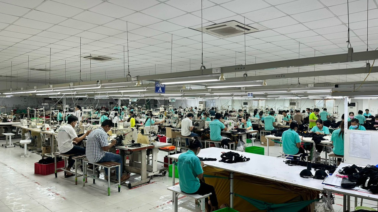 Cosmo Sourcing factory tour, Vietnam swim production line.
