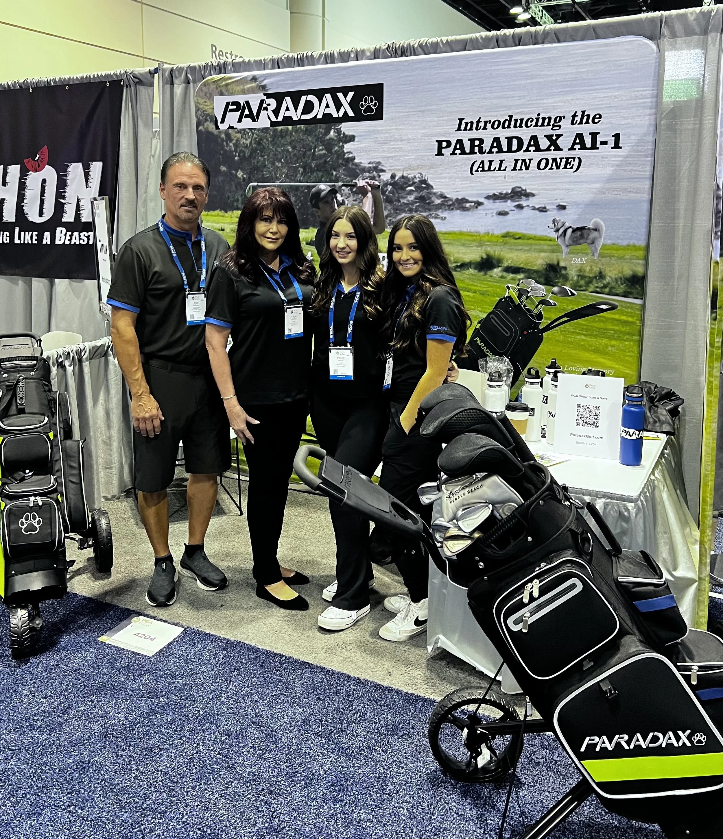 Paradax Golf bag on display at the 2023 PGA Merchandise Show
