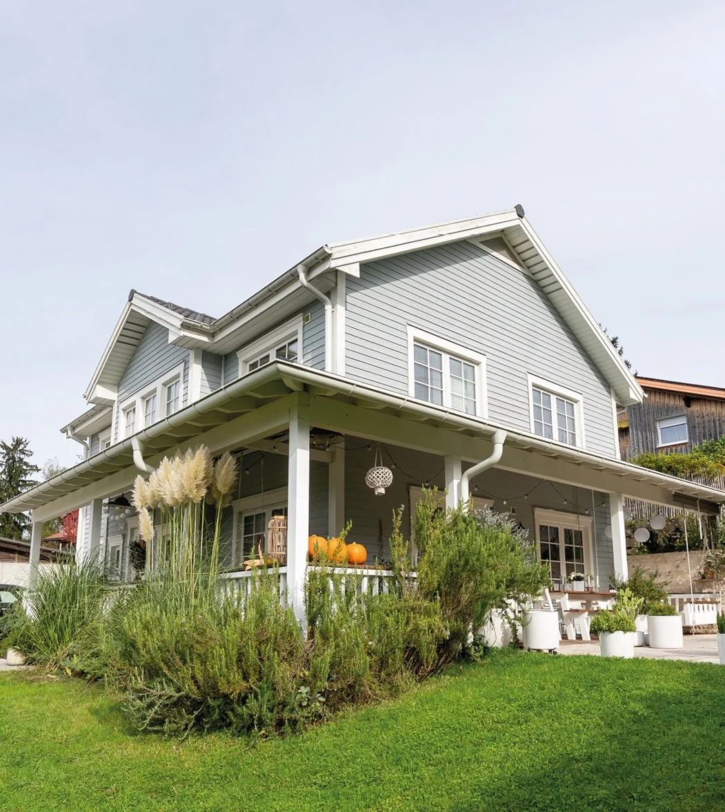 Haus mit Garten – Bauen am Hang