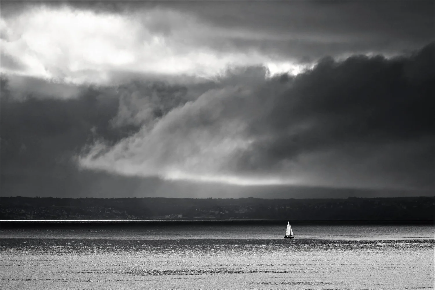 Storm — Jean-Christophe Beauvais