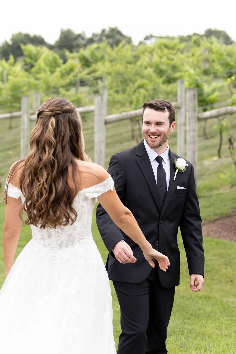 First look in the vineyard at Folino Estate