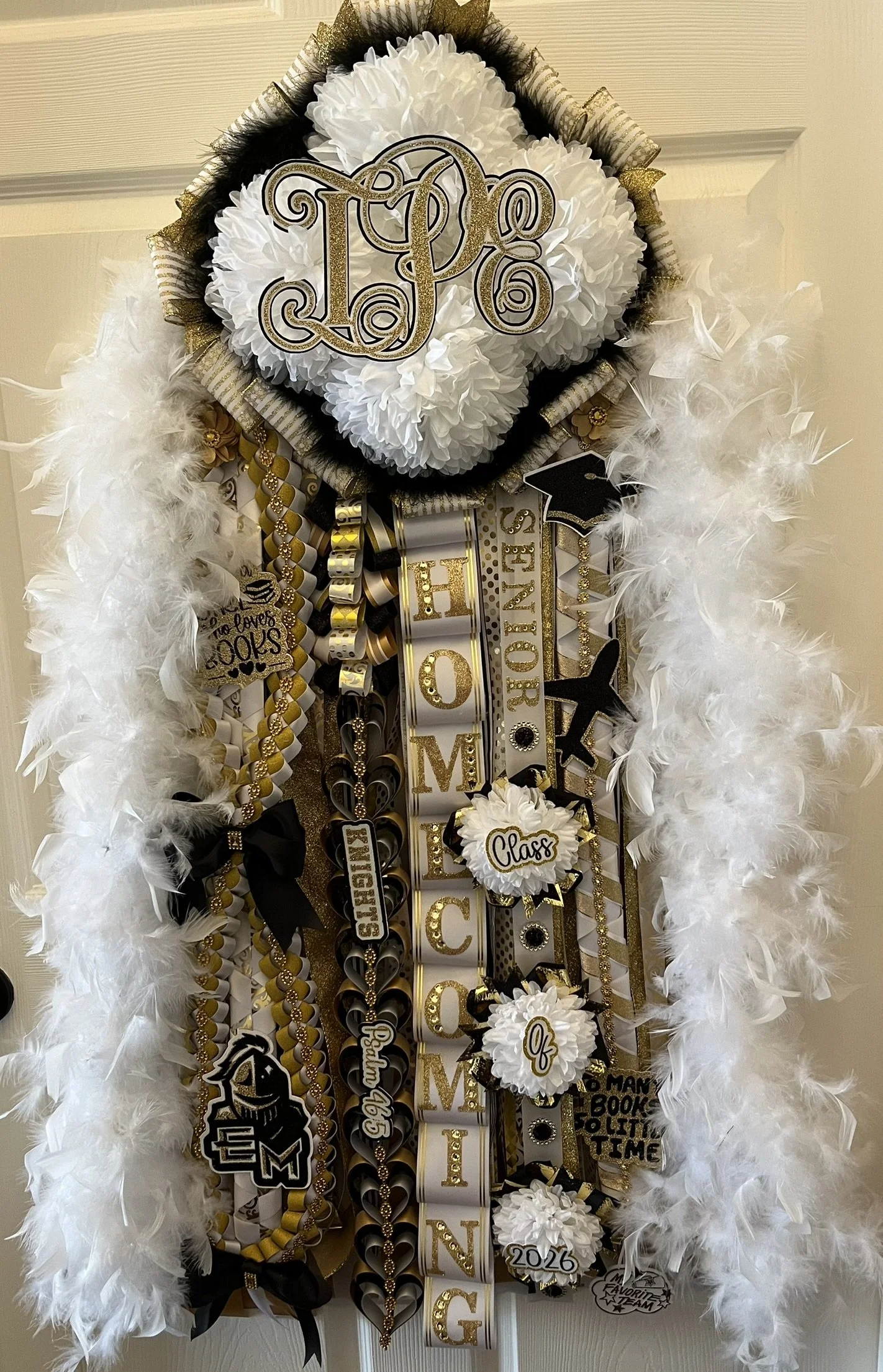 Custom homecoming mum