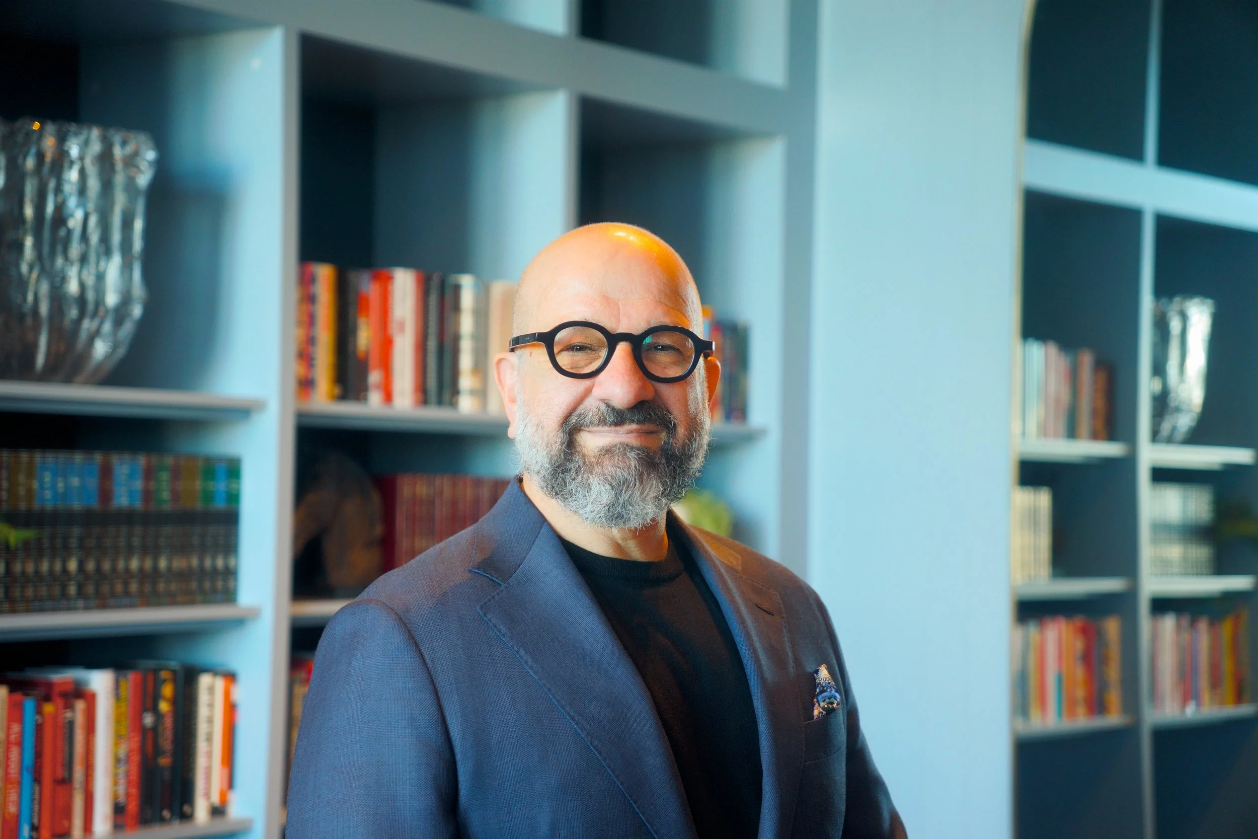 Dr Serge Scrofani