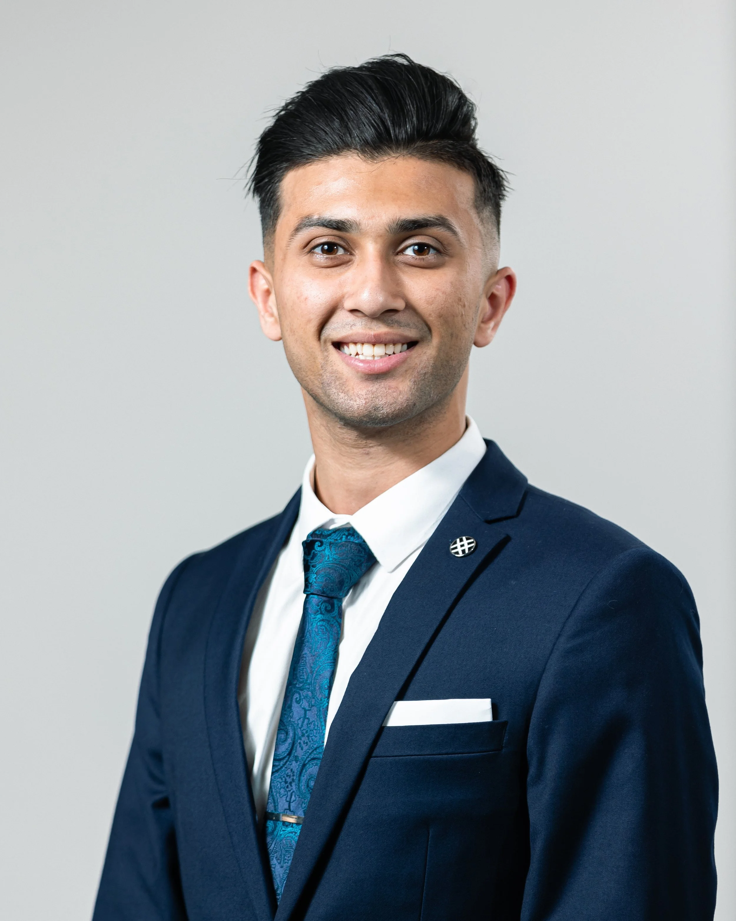 Emil Haseeb, Sales Consultant