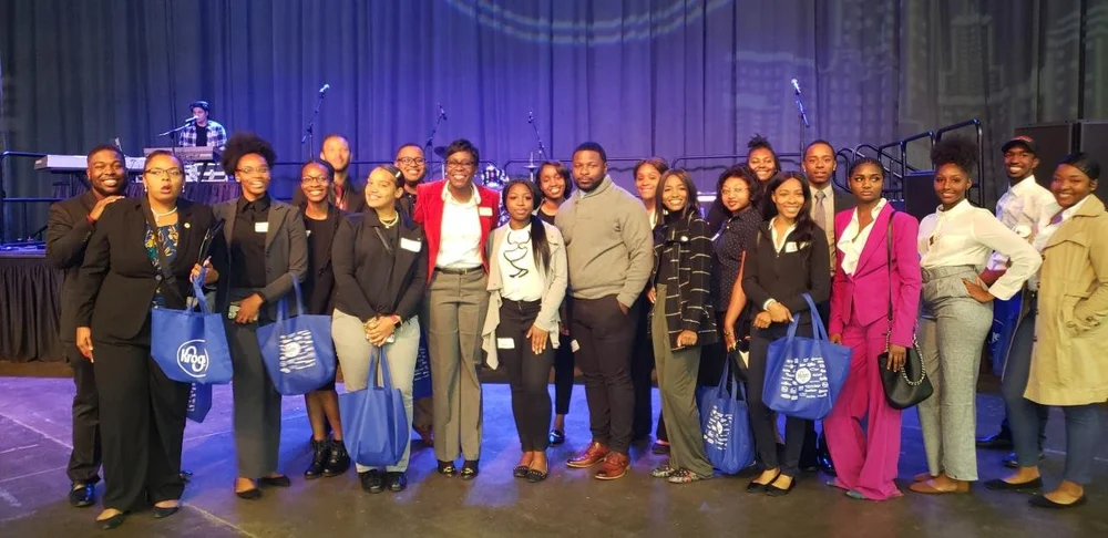 Allen students, faculty, and alumni gathered together