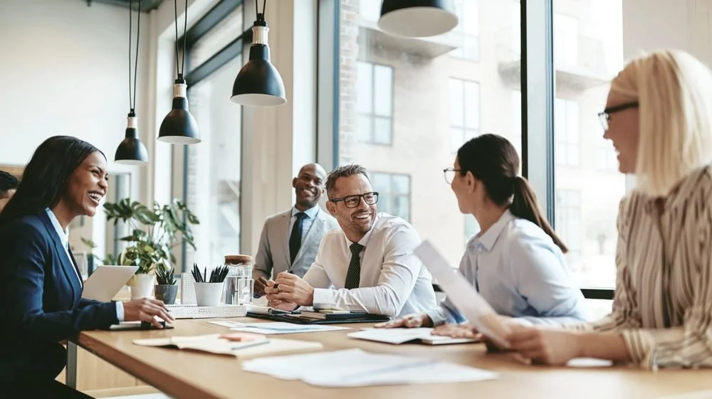Équipe en formation d'anglais professionnel — English 4 French pour les entreprises