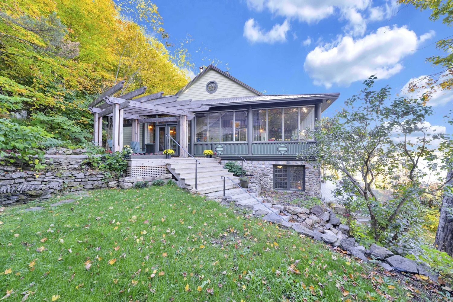 Main house exterior at 755 Ch. du Lac-Meech, Chelsea