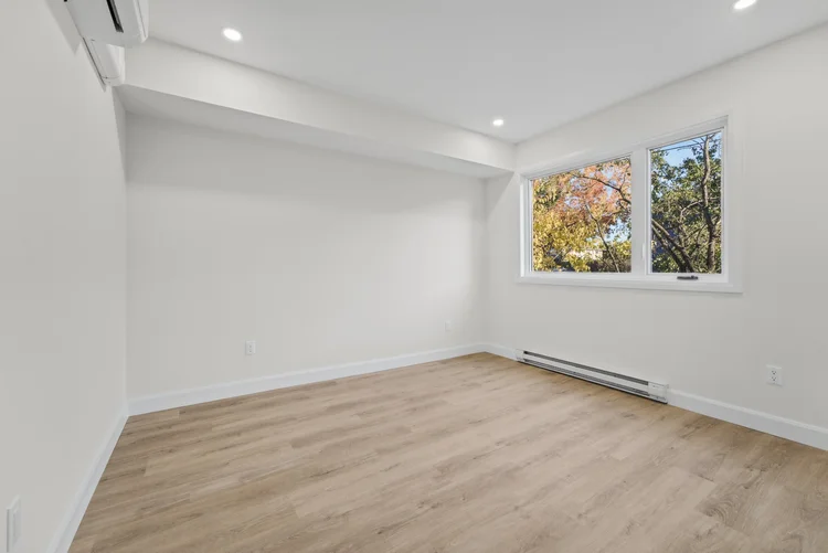 Property photograph 16 at 330B–328 Poulin