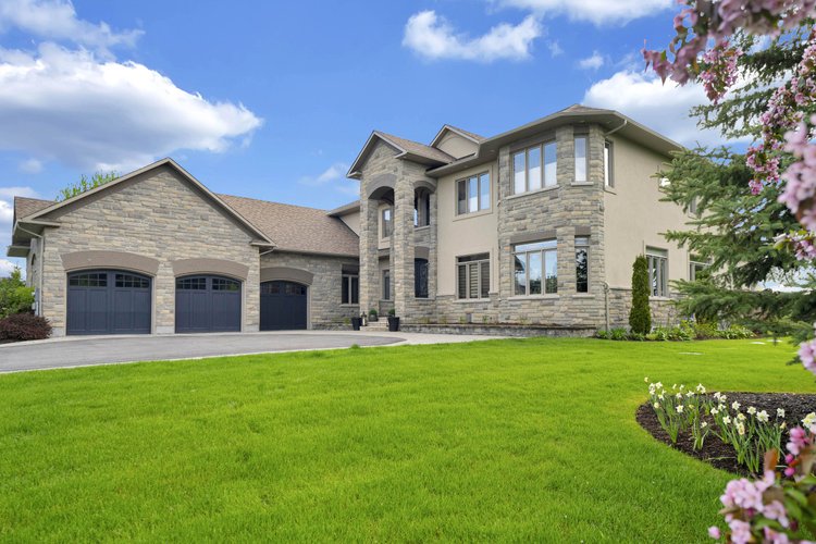 Front exterior and landscaped entrance at 812 McManus Avenue