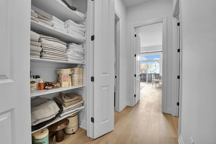 Linen storage at 248 Main Street