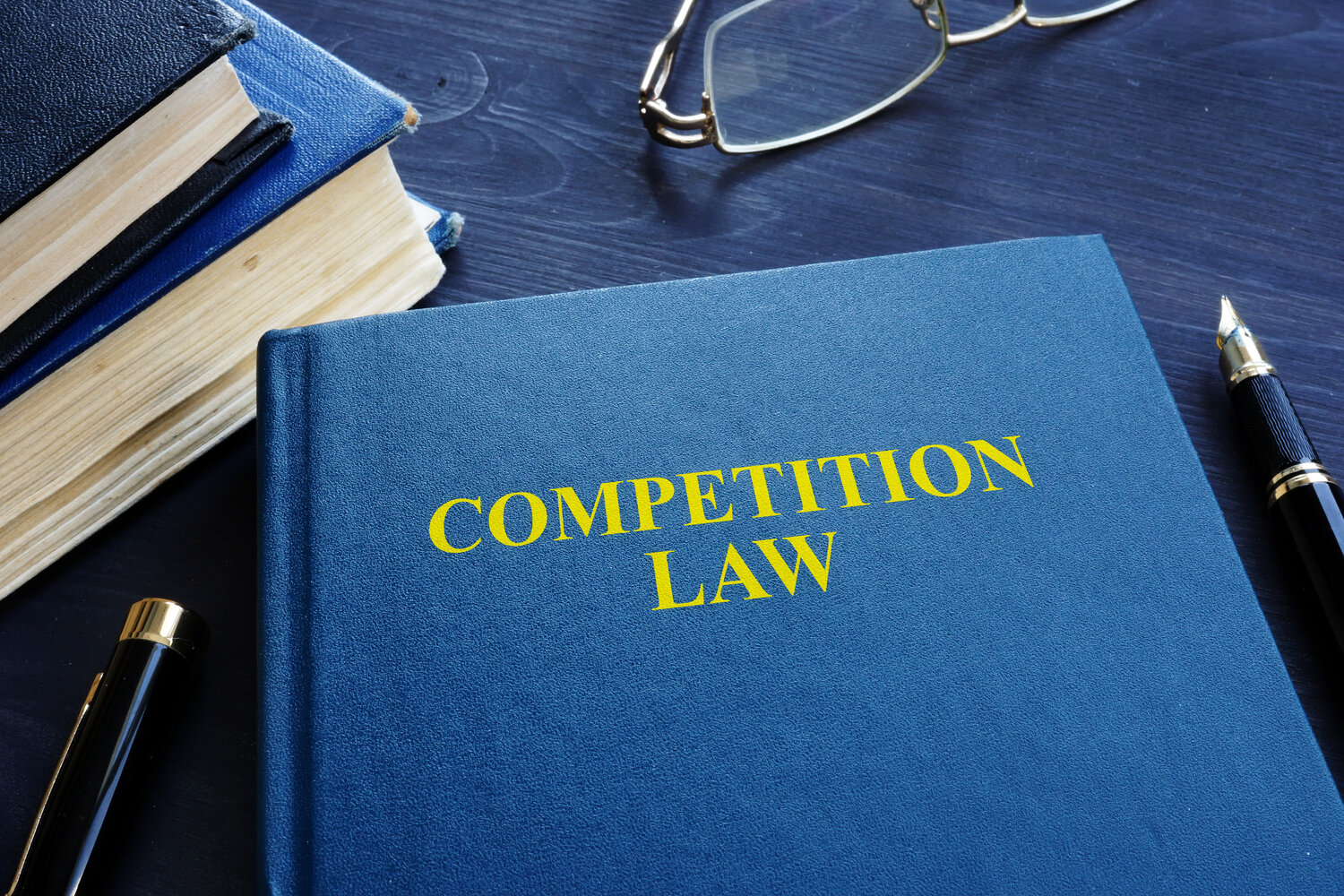 Competition law. Конкурентное право картинки. Antitrust Regulation картинки. Муниципальное право картинки.