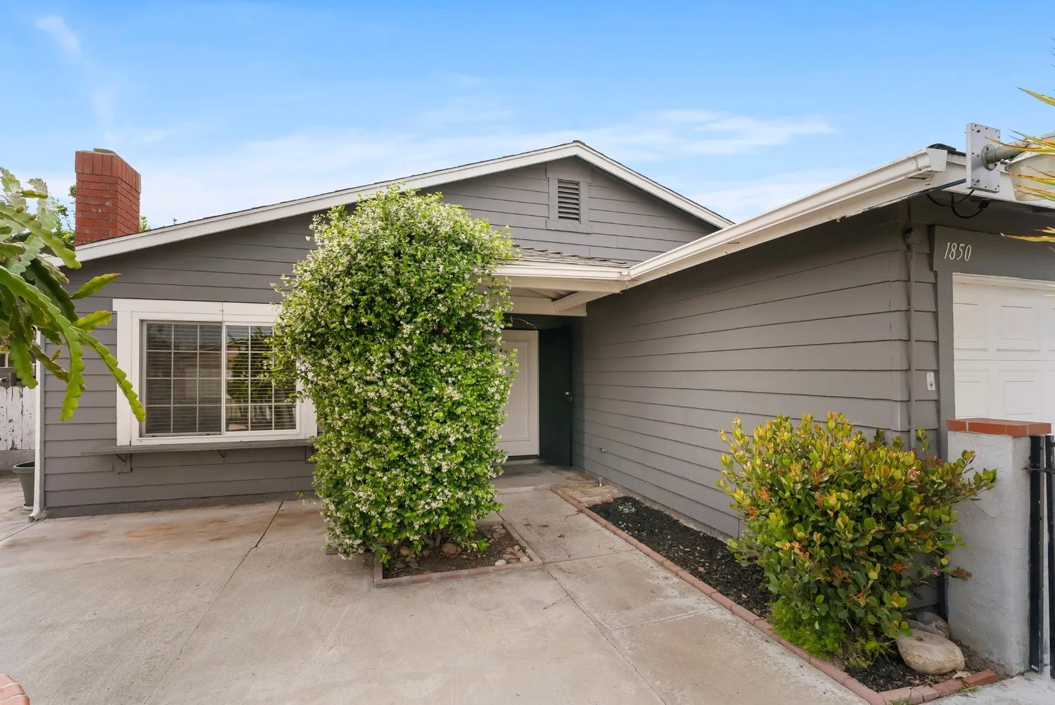 Front of the home at 1850 Paradise Hills Rd in San Diego