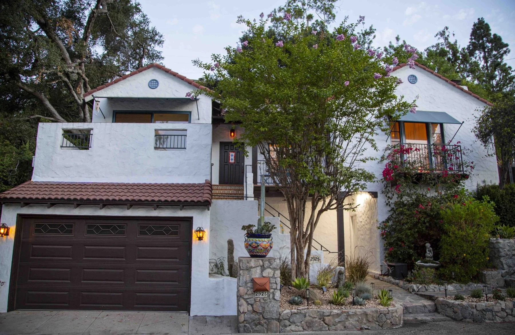 Single-family home at 2925 Graceland Way in Glendale