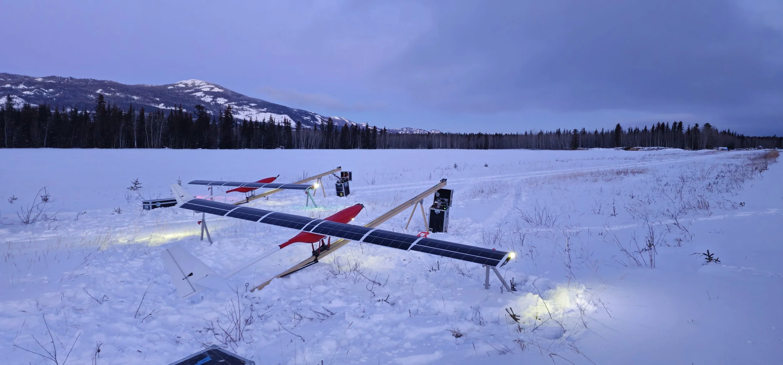 SW-117 aircraft staged for winter field operations