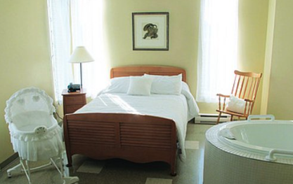 Chambre de naissance de la Maison de naissance du Lac-Saint-Louis à Pointe-Claire