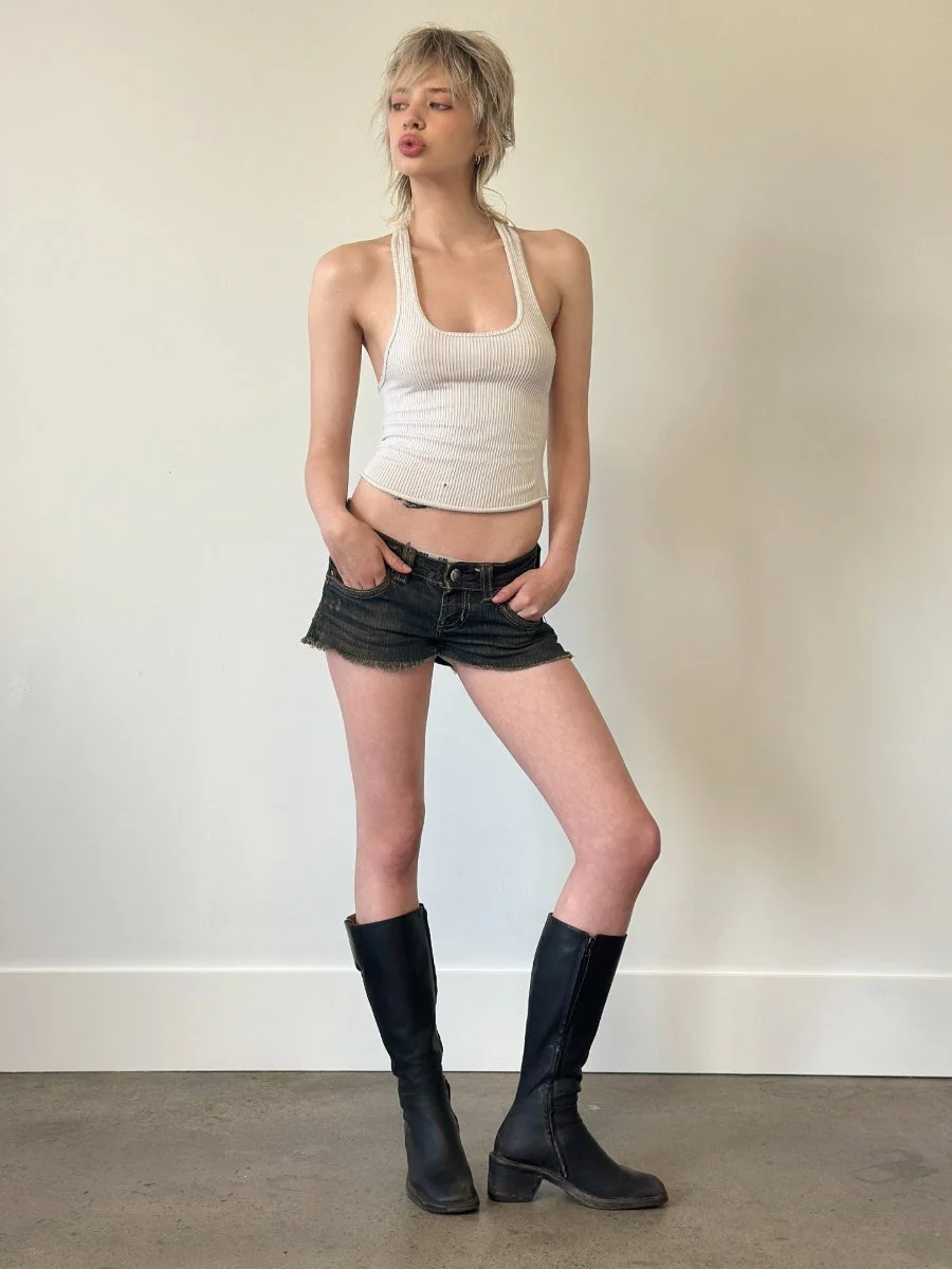 Full length, three-quarter turn