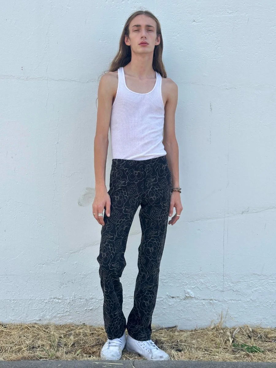 Full length digital, front
