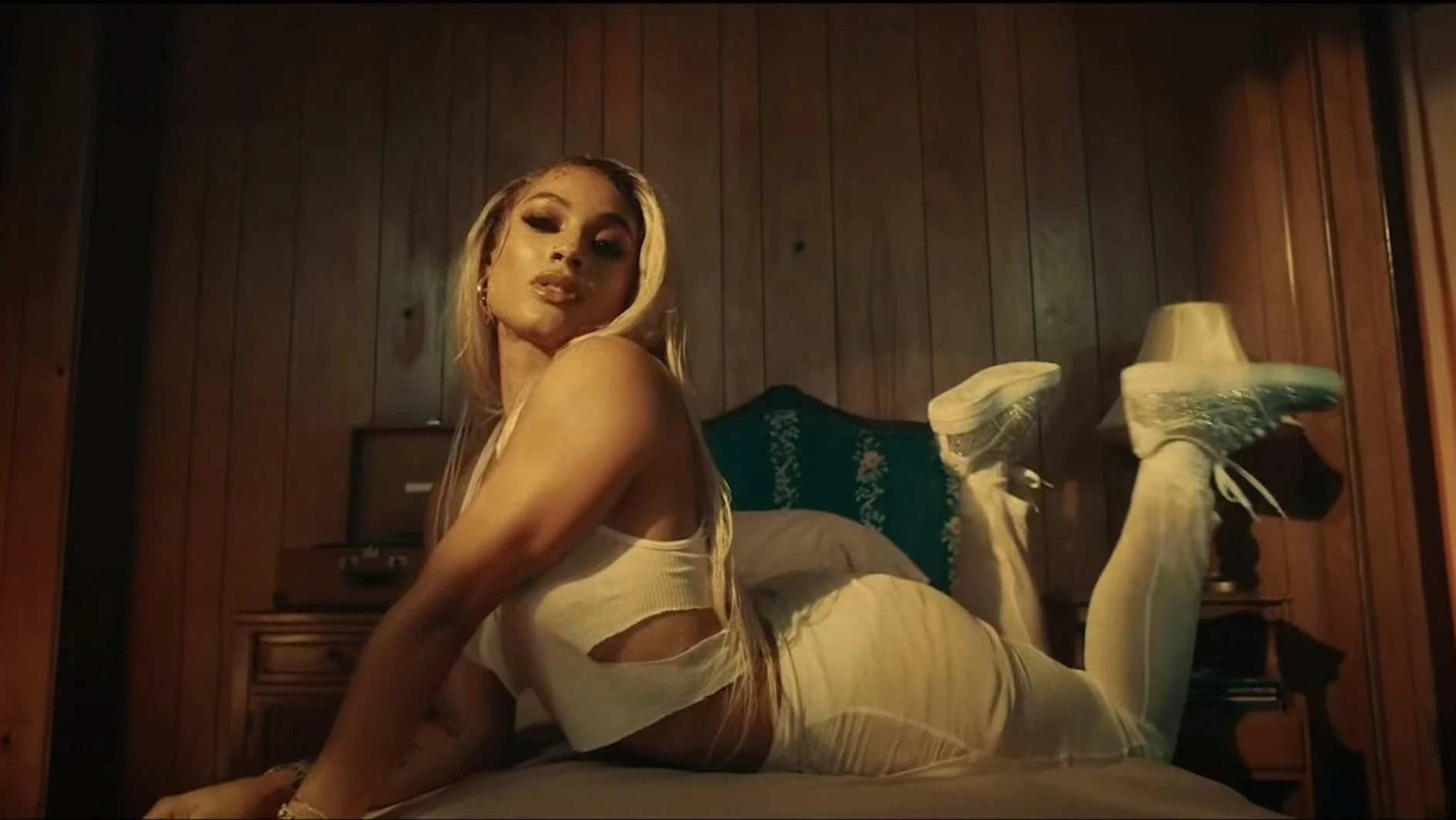 DANILEIGH FT. G-EAZY 