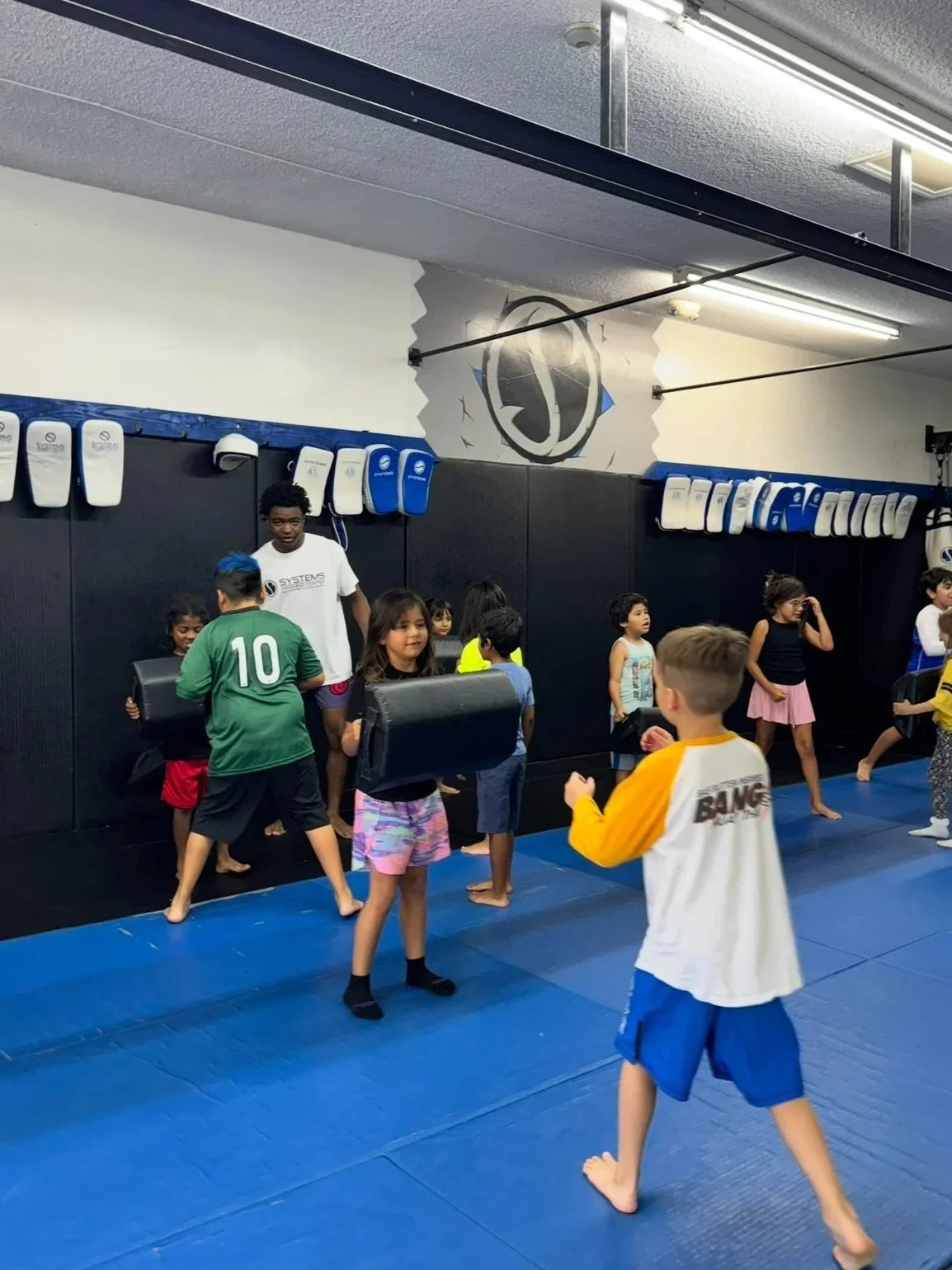 Kids kickboxing class