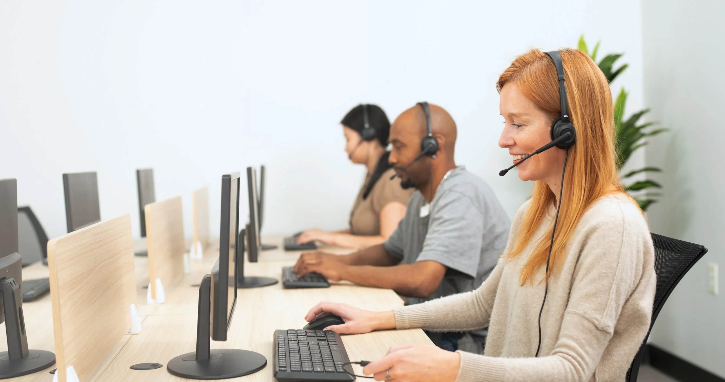 Cyber Acoustics contact center headset deployment reducing IT support tickets