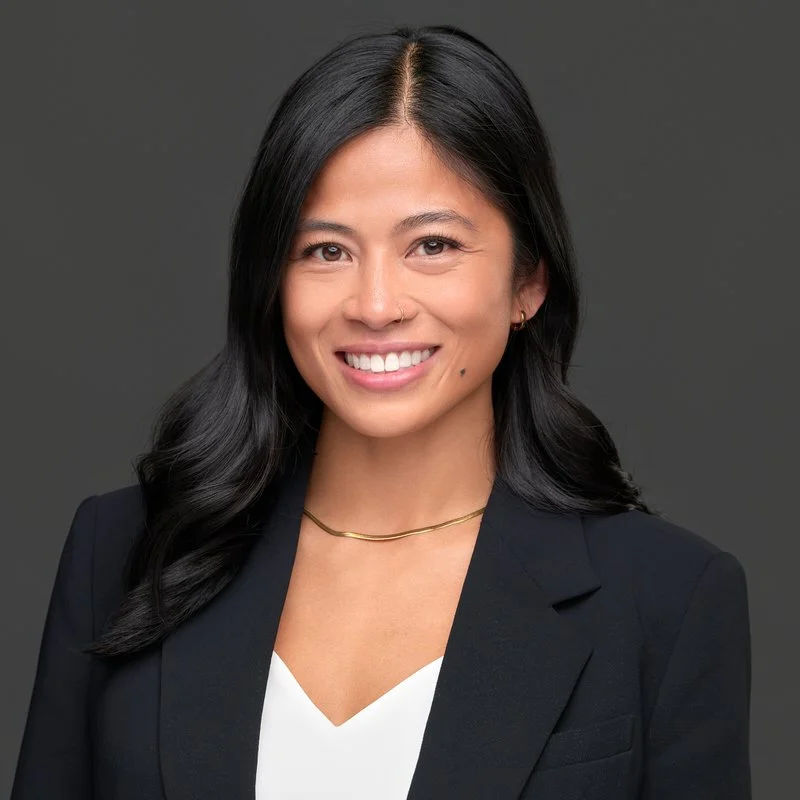 Winnipeg realtor headshot woman black blazer white top 204 Photography