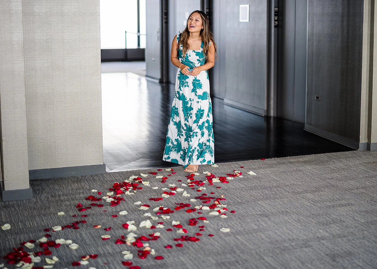 Chicago surprise proposal photography rooftop