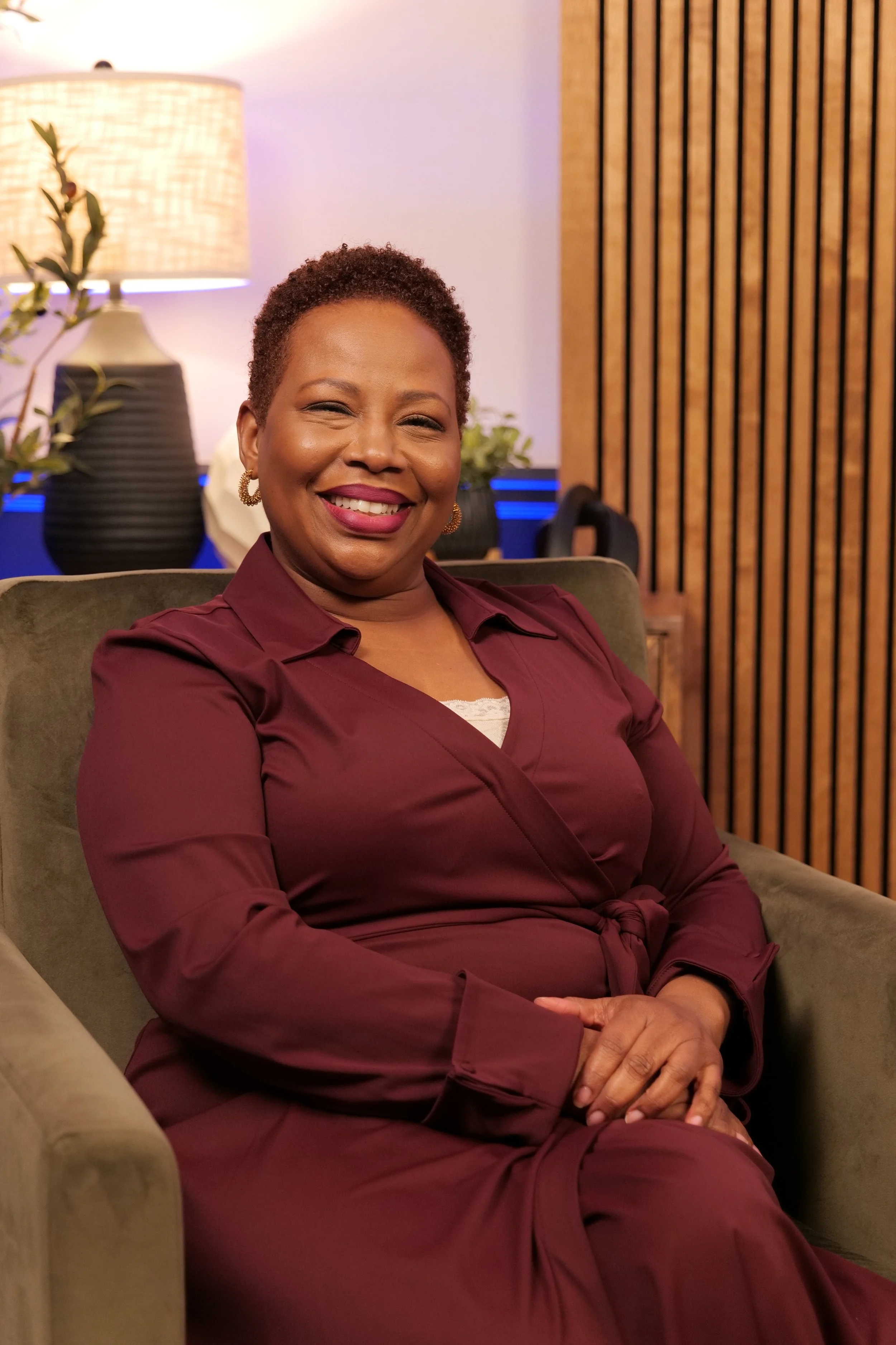 Dr. Bisa Lewis