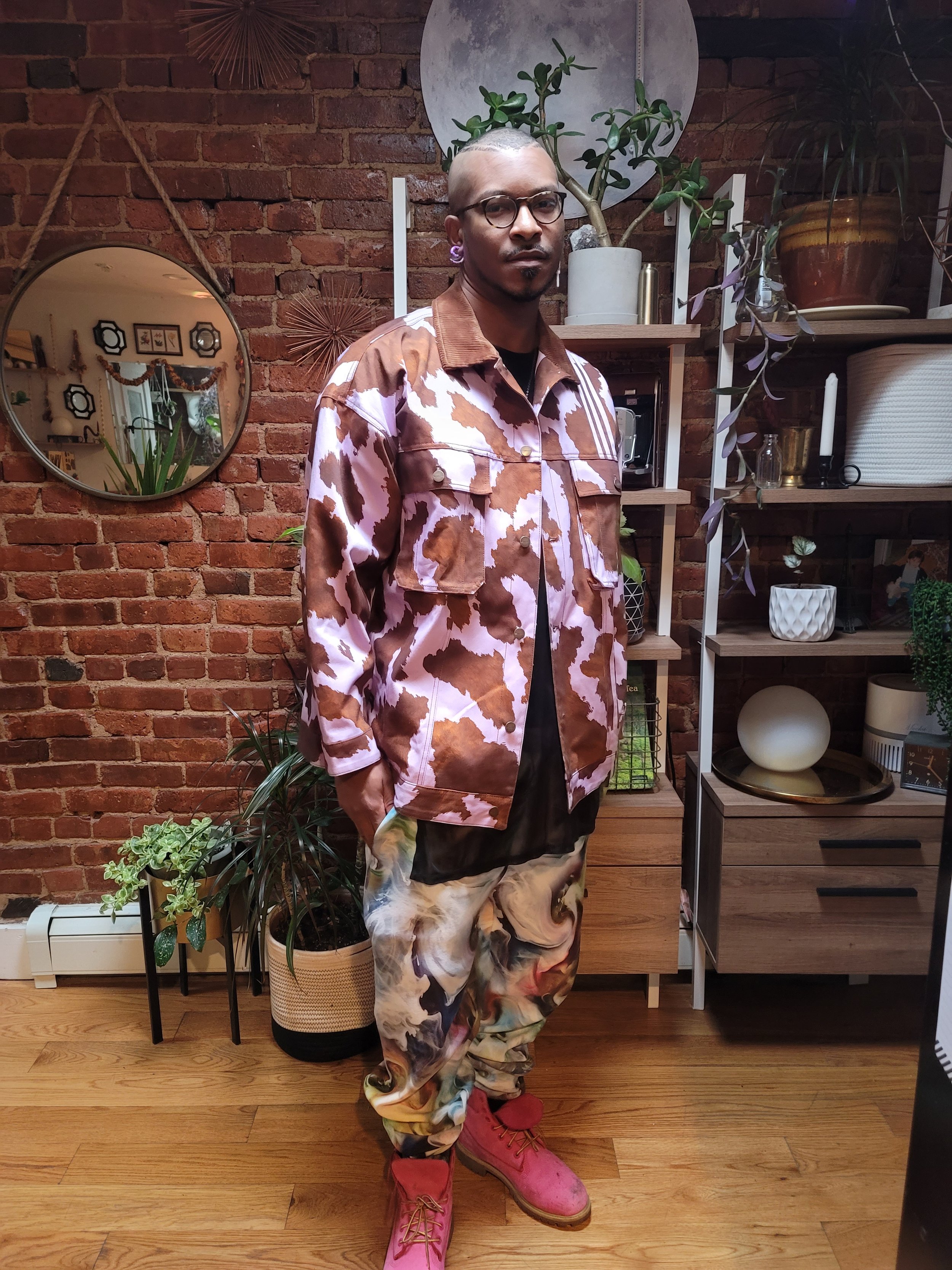 Tomik Dash portrait photo