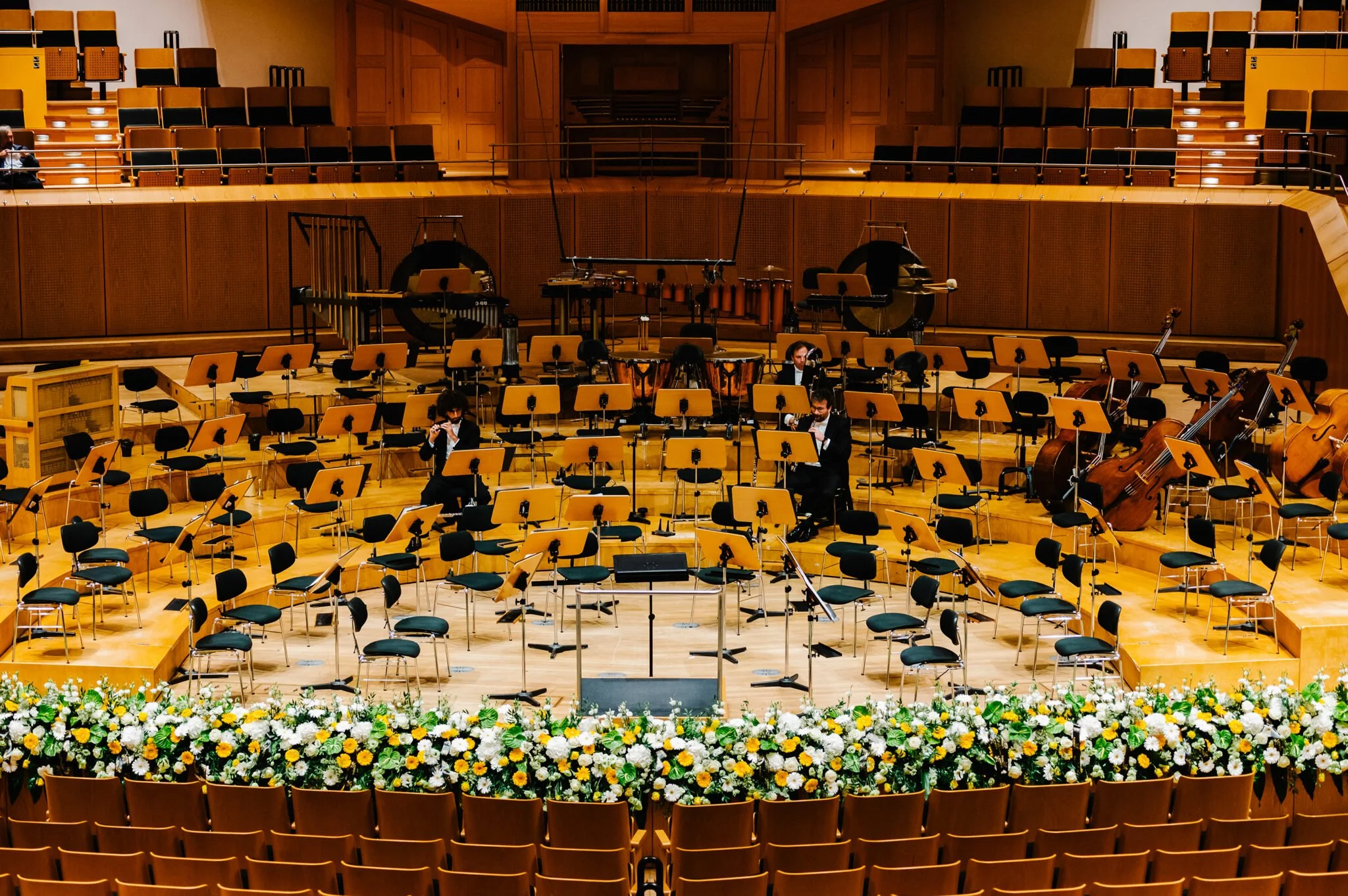 Stage prepared for the following evening of the same Bamberg concert programme, 23 October 2021.