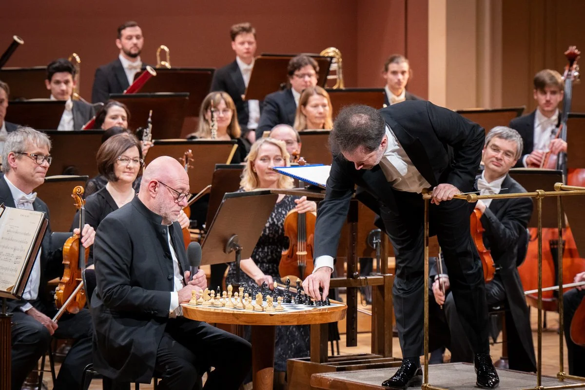 Prague Philharmonia with Stathis Karapanos and Łukasz Borowicz at the Rudolfinum