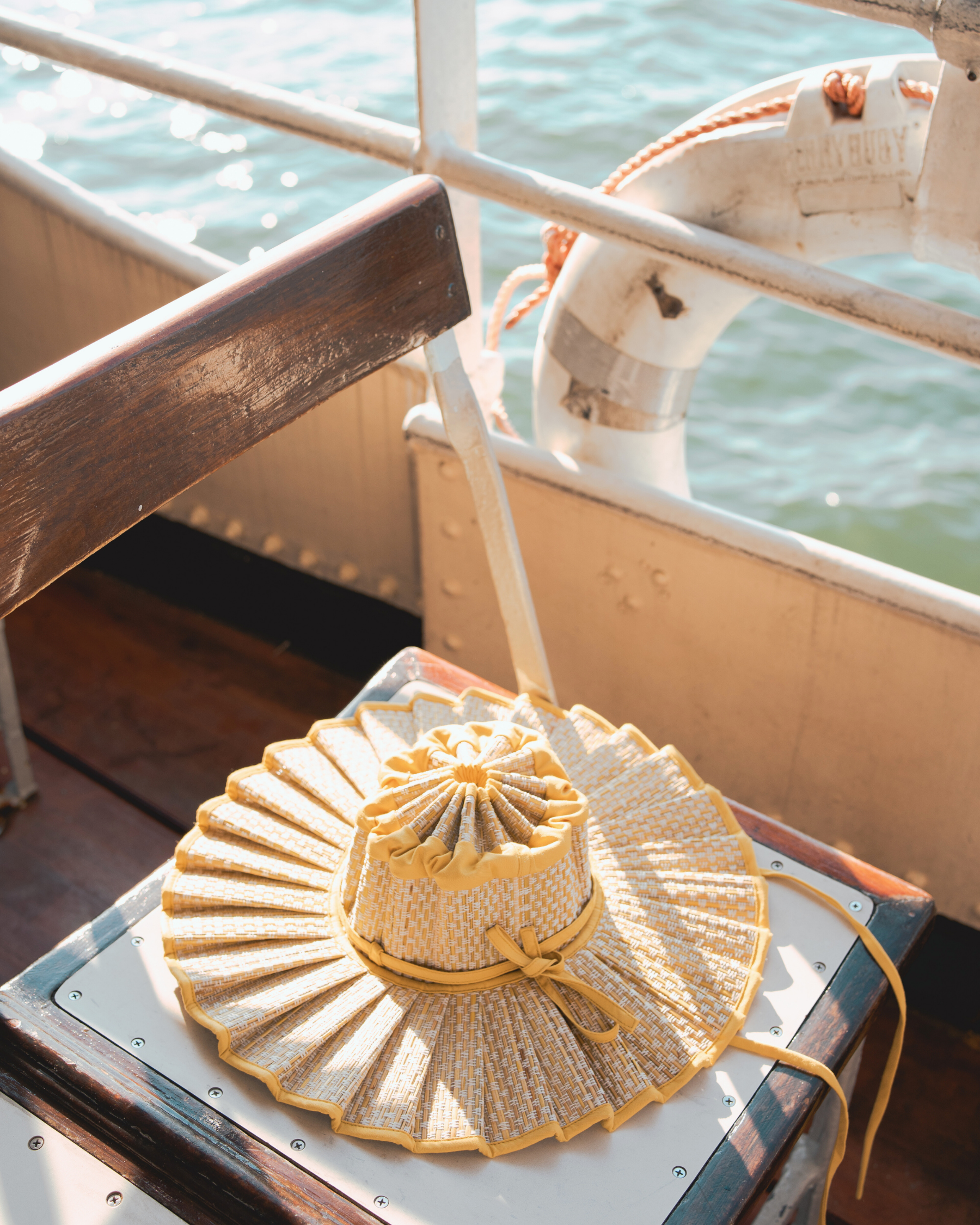 Foldable sun hat gift idea