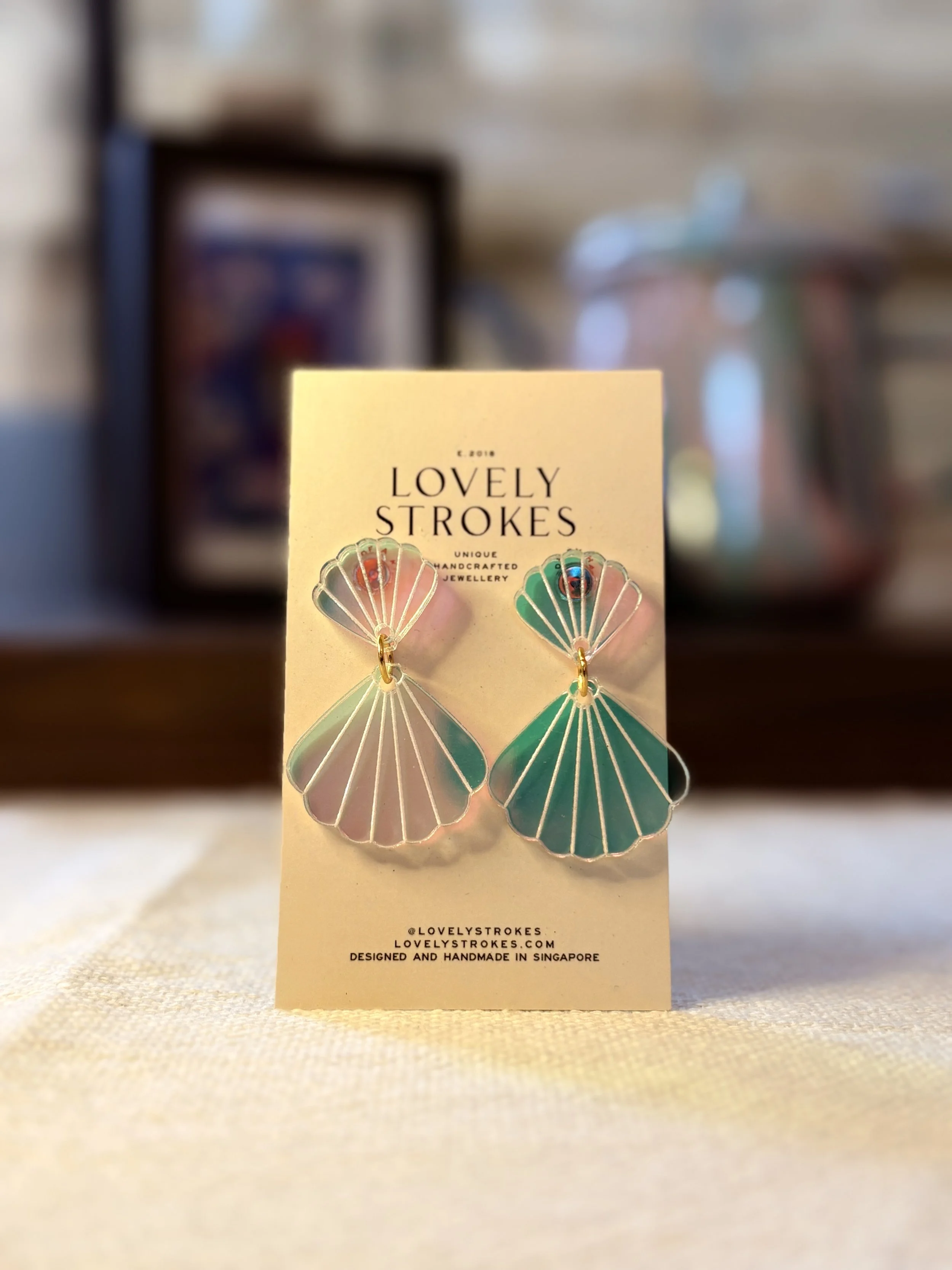 Lovely Strokes colourful earrings at Goosebump