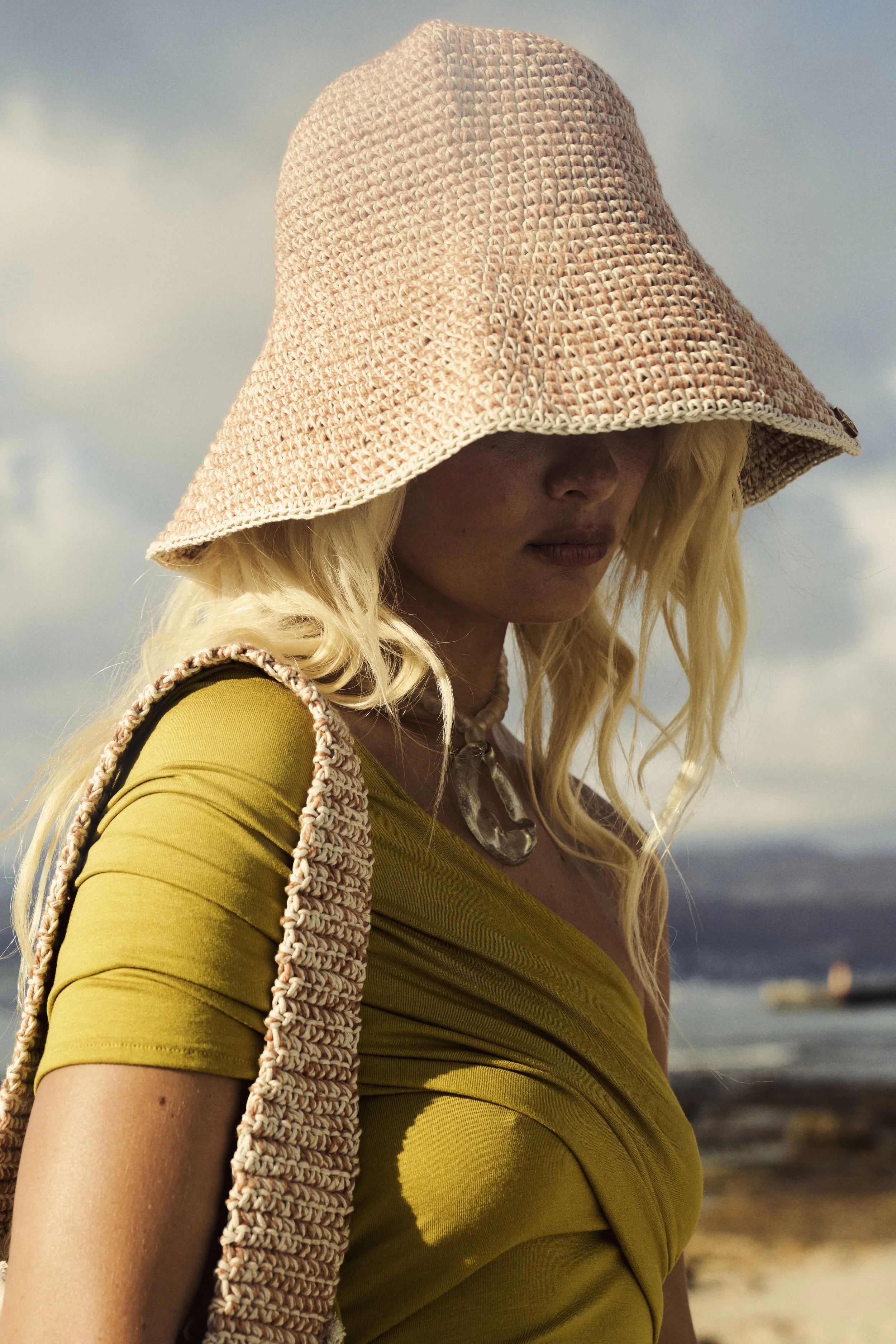 Earth Age natural warm weather styling at Goosebump