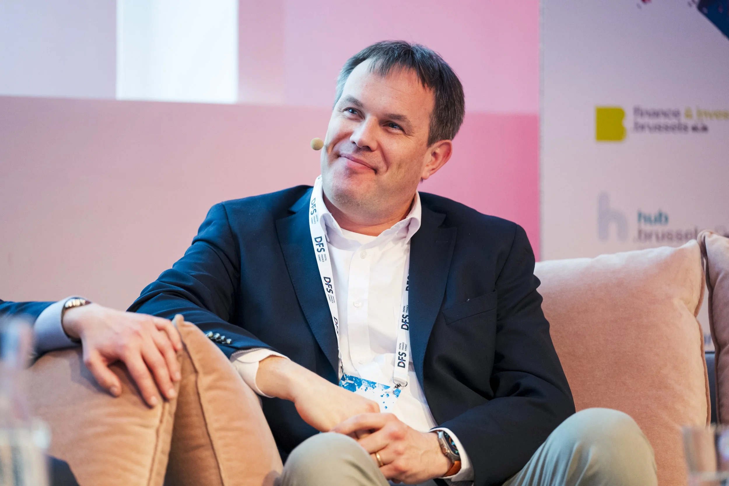 de Neve and Lucas discussing AI fraud defense