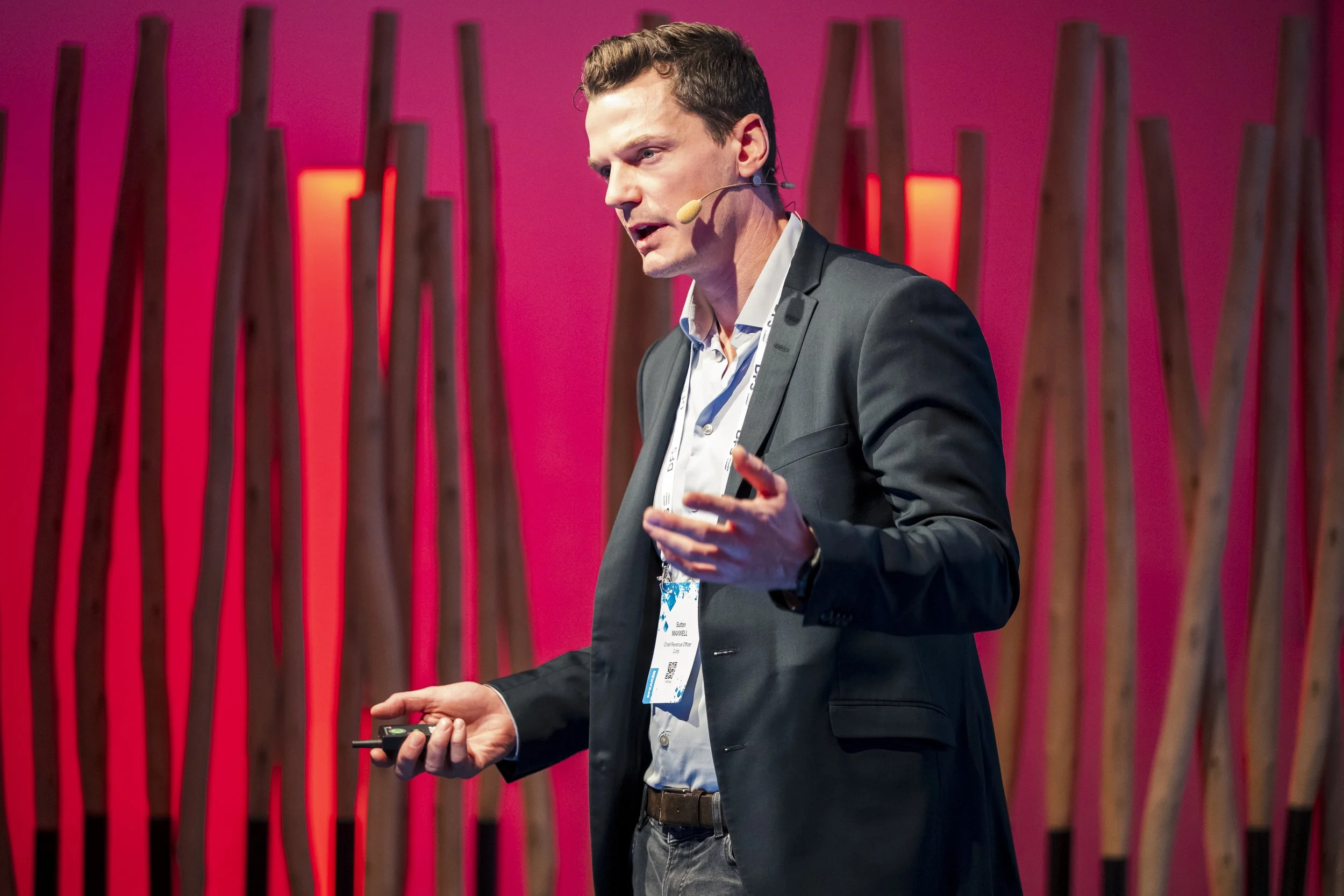 Sutton Maxwell speaking at DFS25