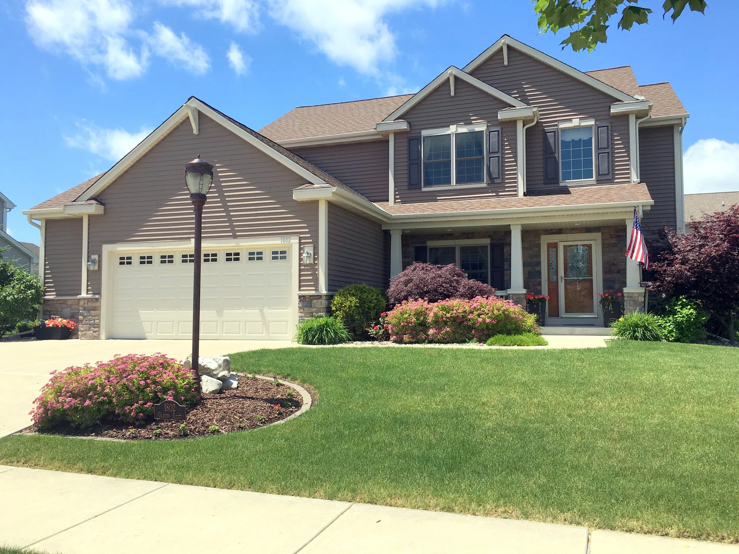 1802 Glacier Ridge Road