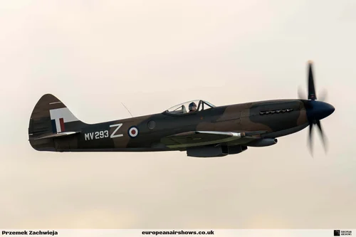 IWM Duxford Flying Finale 2024 photograph 9