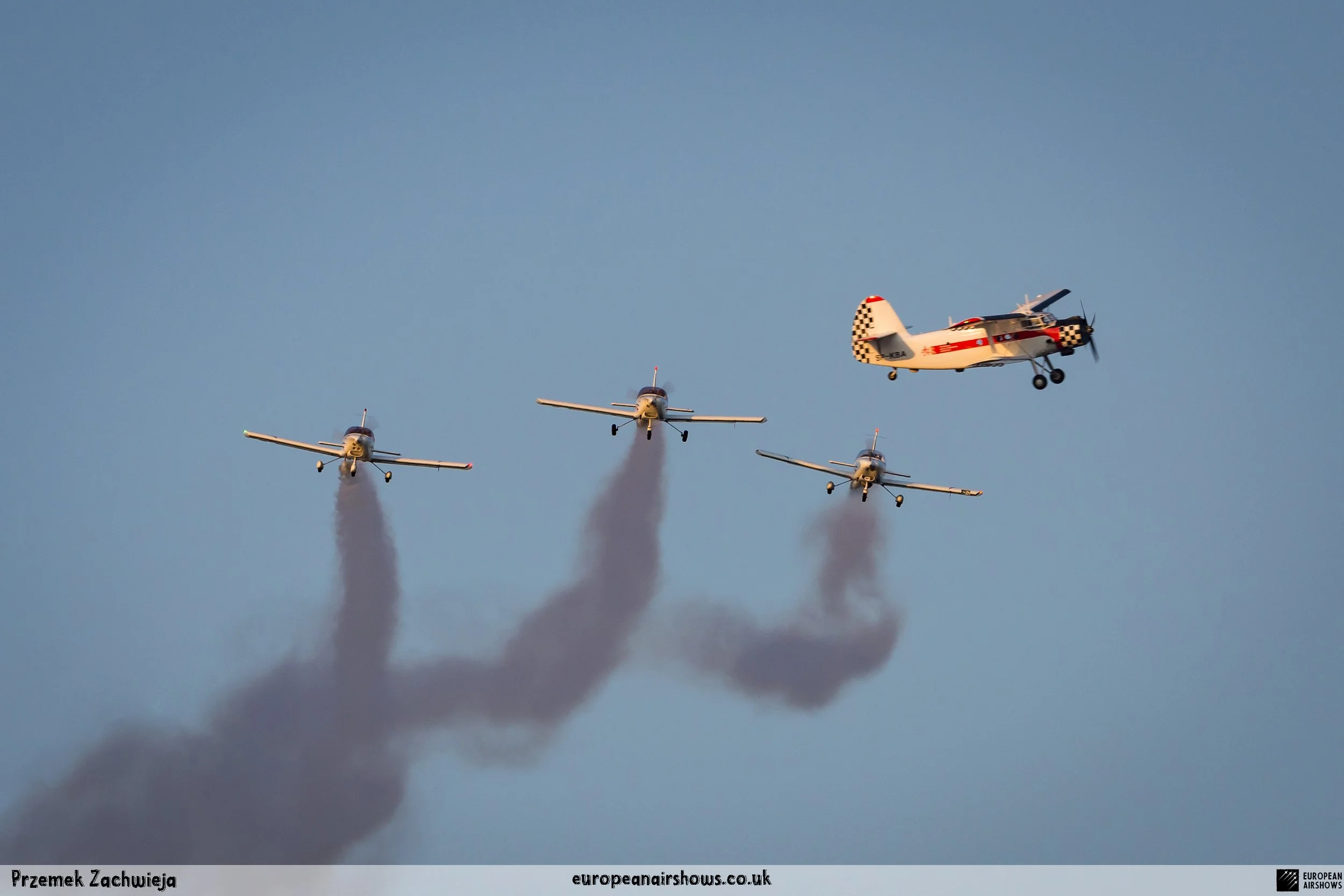 3AT3 Formation Flying Team — Aero AT-3s in formation