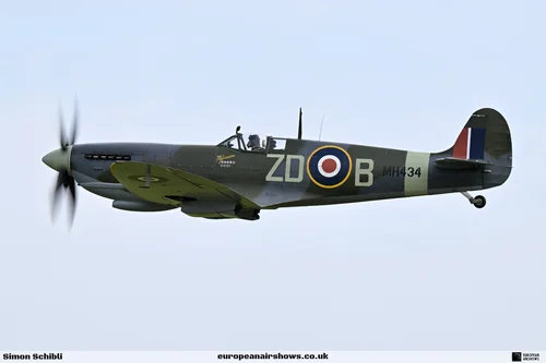 IWM Duxford Battle of Britain Airshow 2025 photograph 43