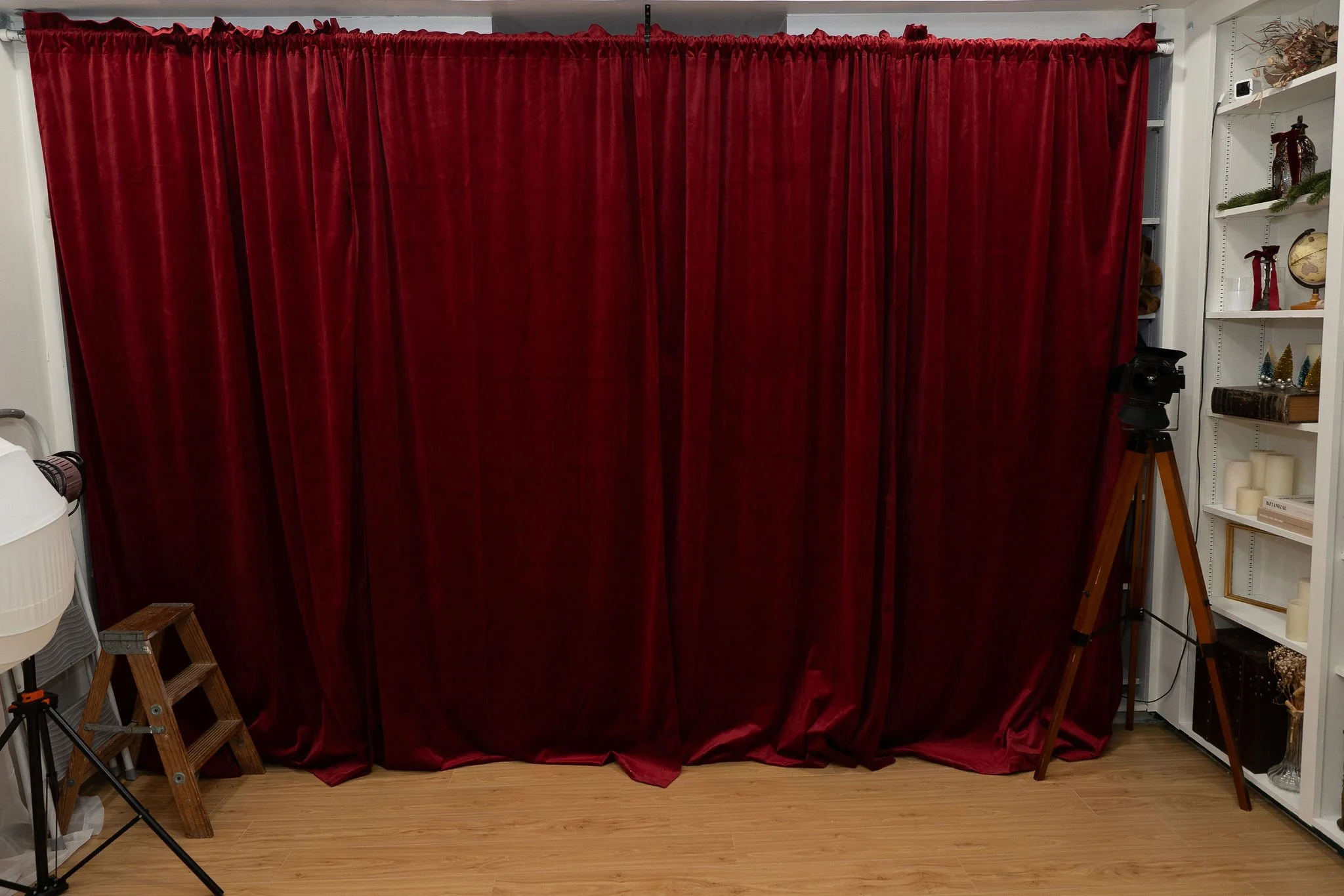 Dallas red curtain backdrop