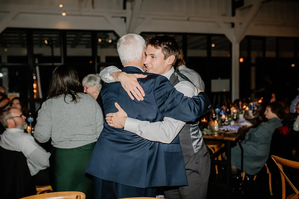A long hug at the reception