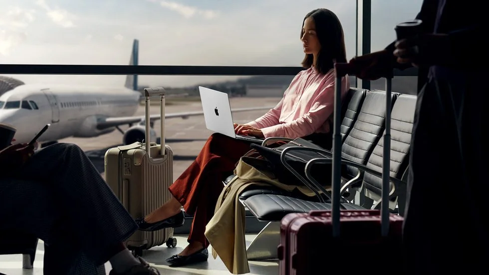 MacBook Pro — composizione editoriale