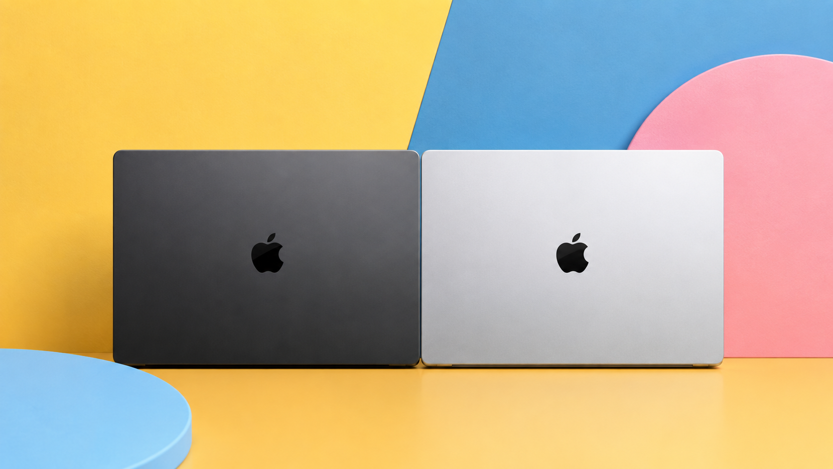 MacBook Pro, composizione editoriale su fondo a colori