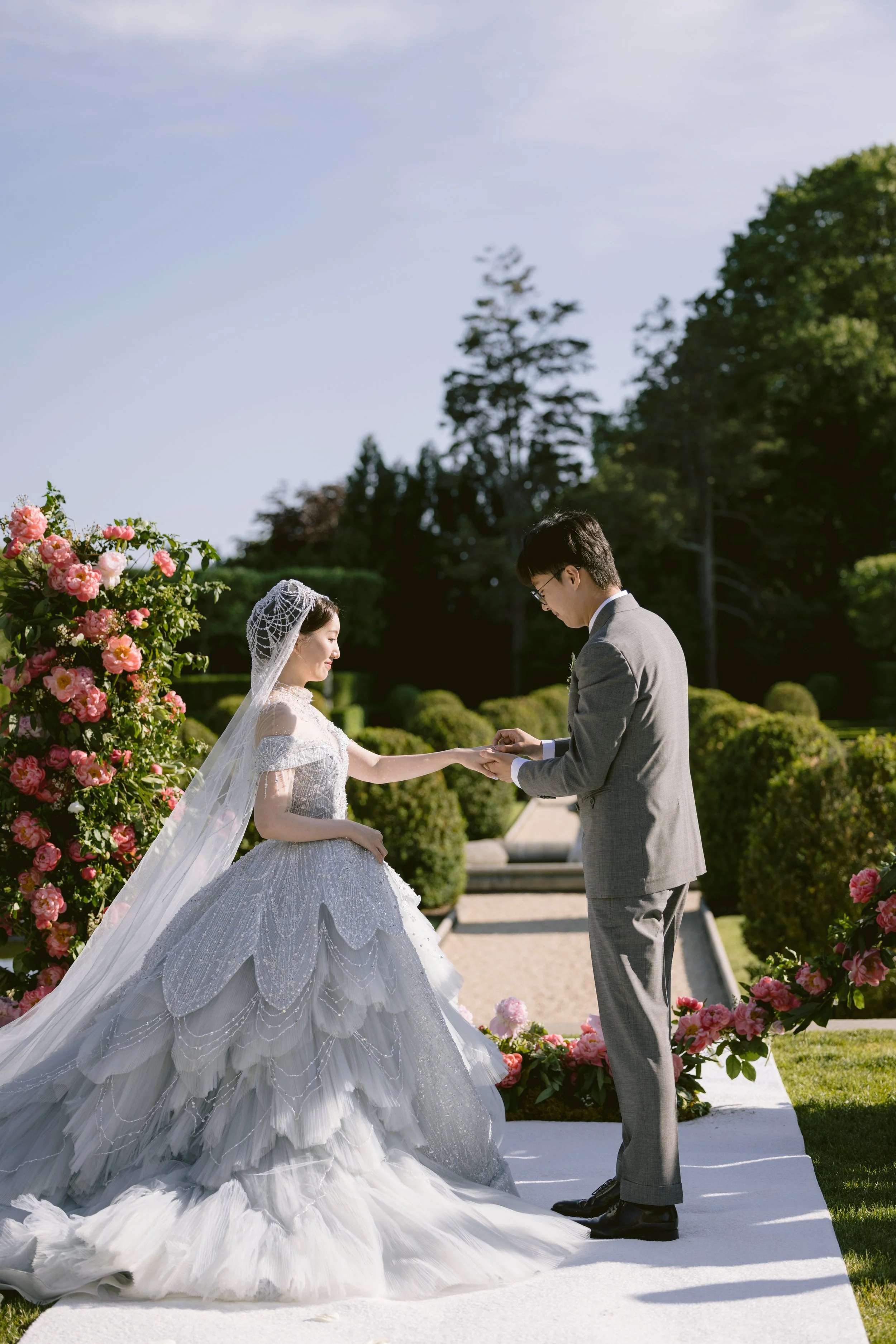 Oheka castle spring wedding