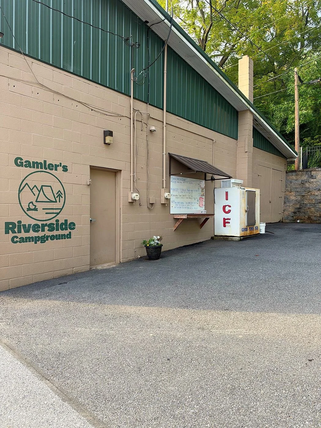 Gamler's Riverside Campground building with ice freezer
