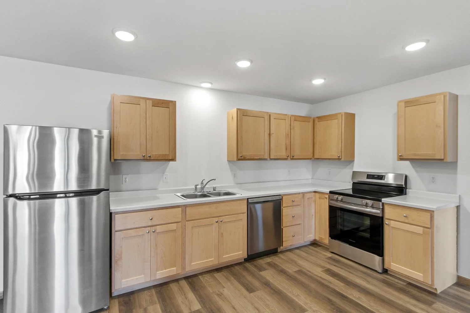 Greenfield Estates 2 bedroom upper — kitchen