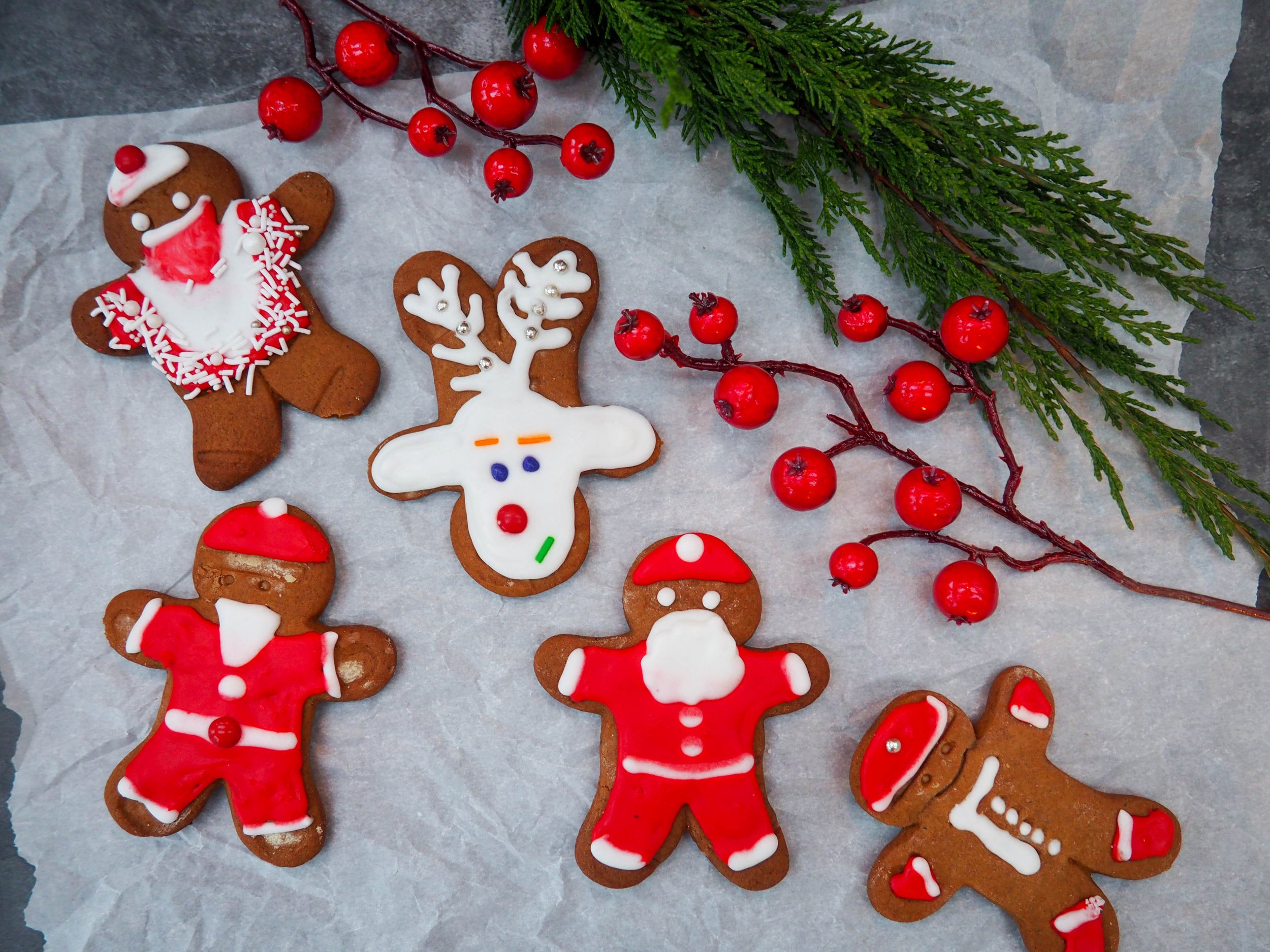 Freshly baked German Christmas cookies from Oh Happy Bake