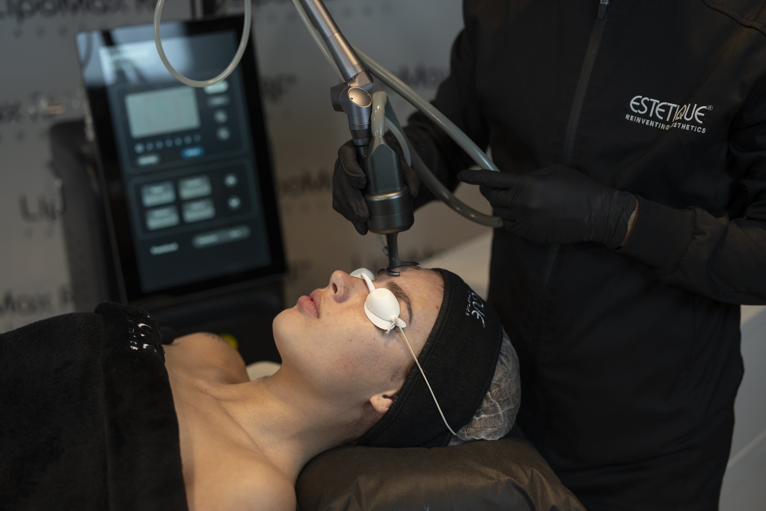 LumiMax CO2 treatment in clinical use
